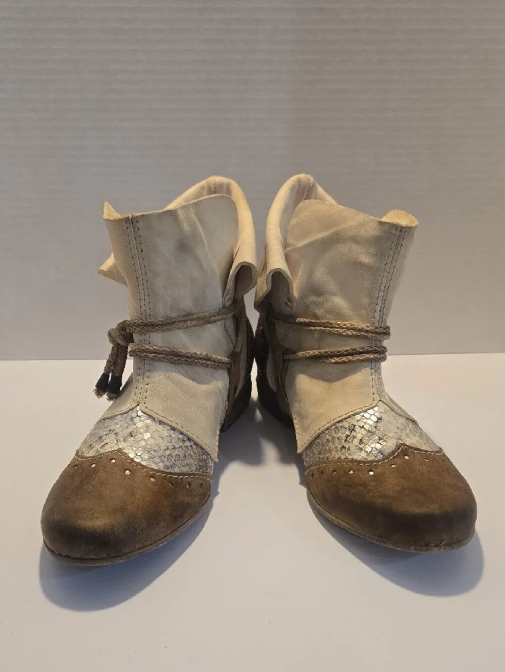 Authentic Artison Cream and Brown Lace-Up Leather Ankle Boots-Made In Italy